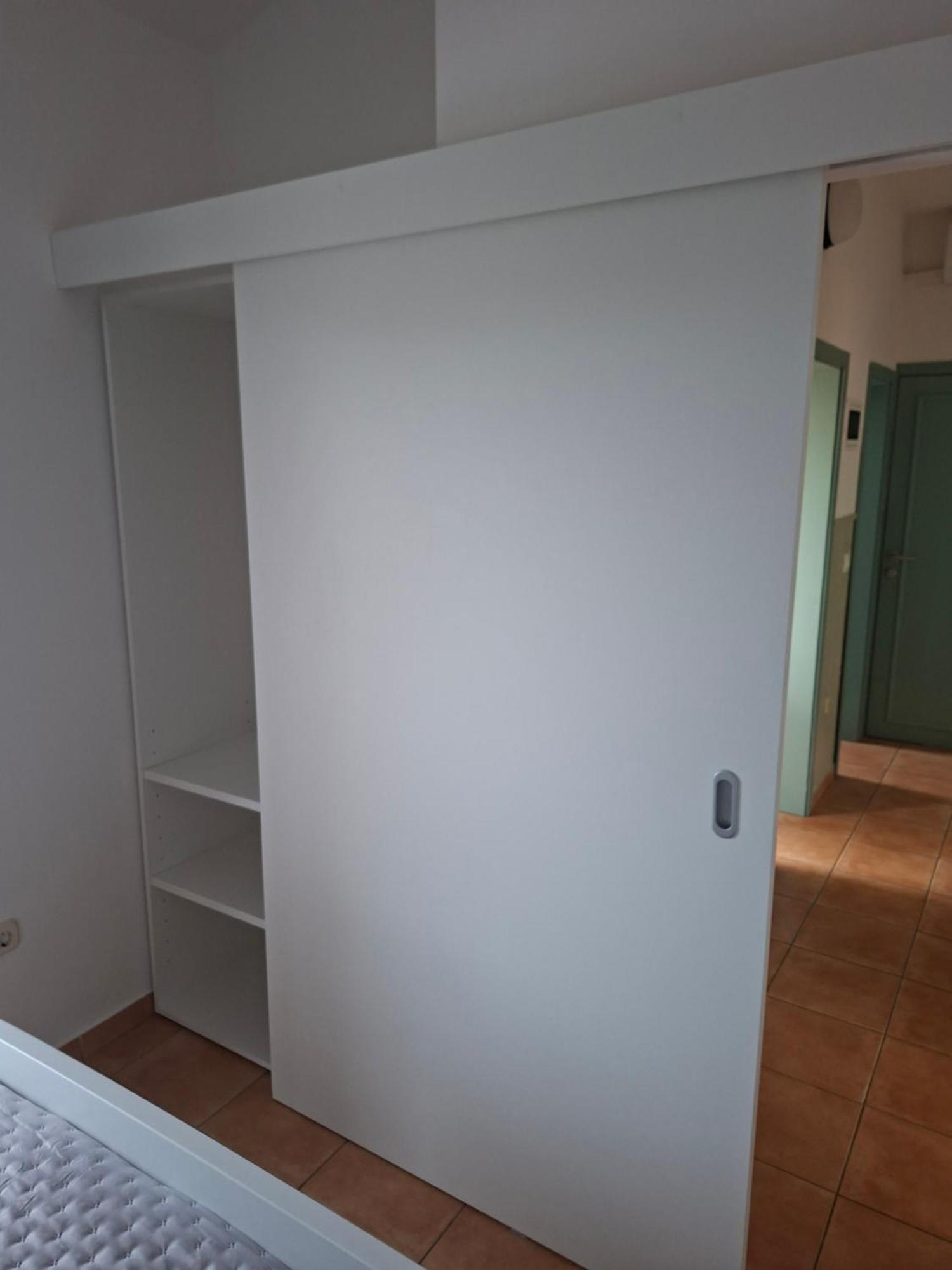 Apartment & Rooms Roza Peroj Exterior photo